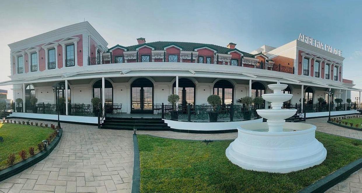 Arberia Palace Hotel Fushe Milot 외부 사진