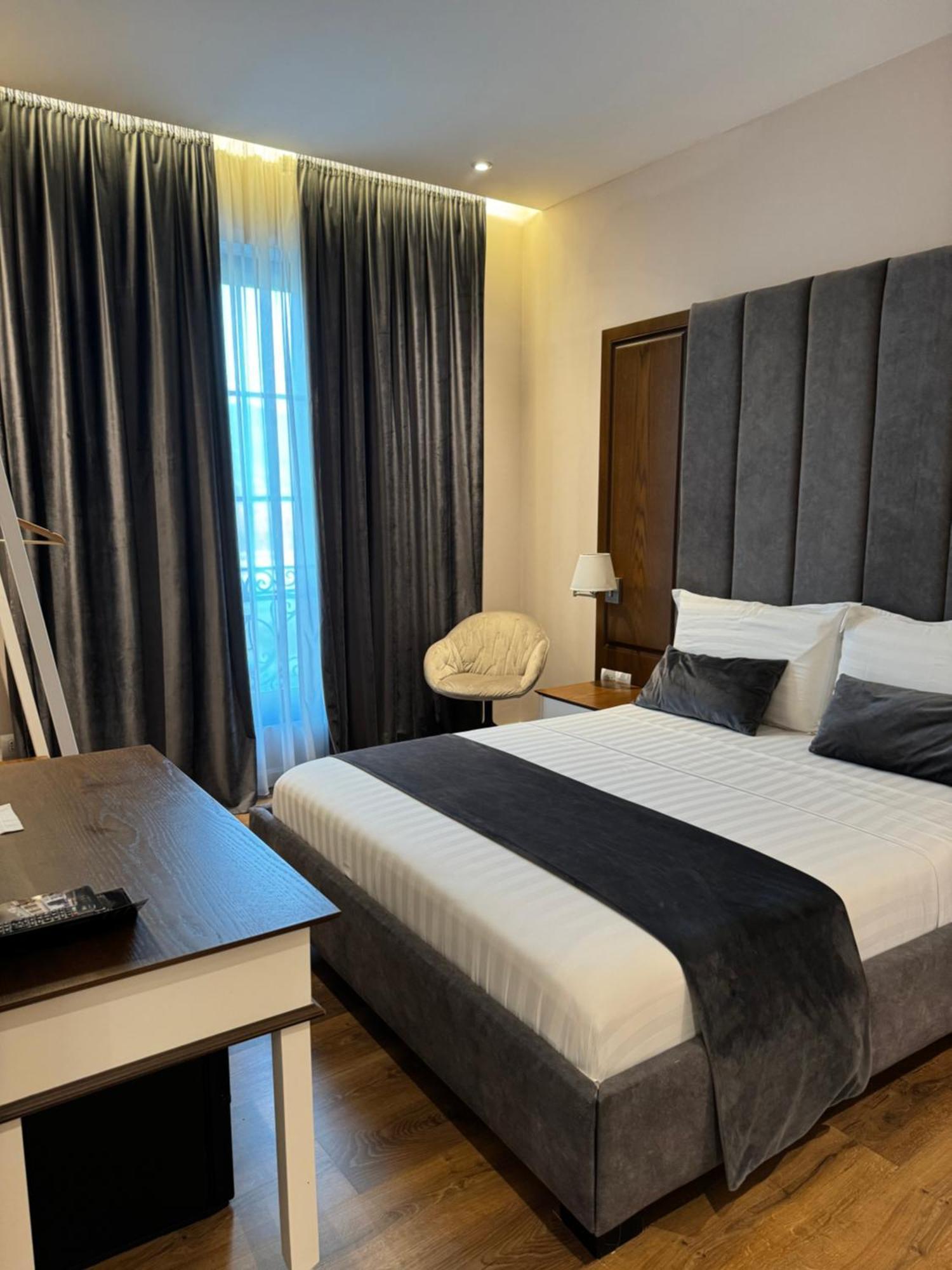 Arberia Palace Hotel Fushe Milot 외부 사진