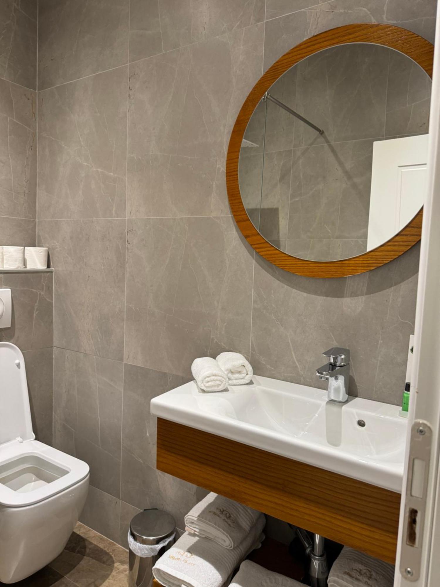 Arberia Palace Hotel Fushe Milot 외부 사진
