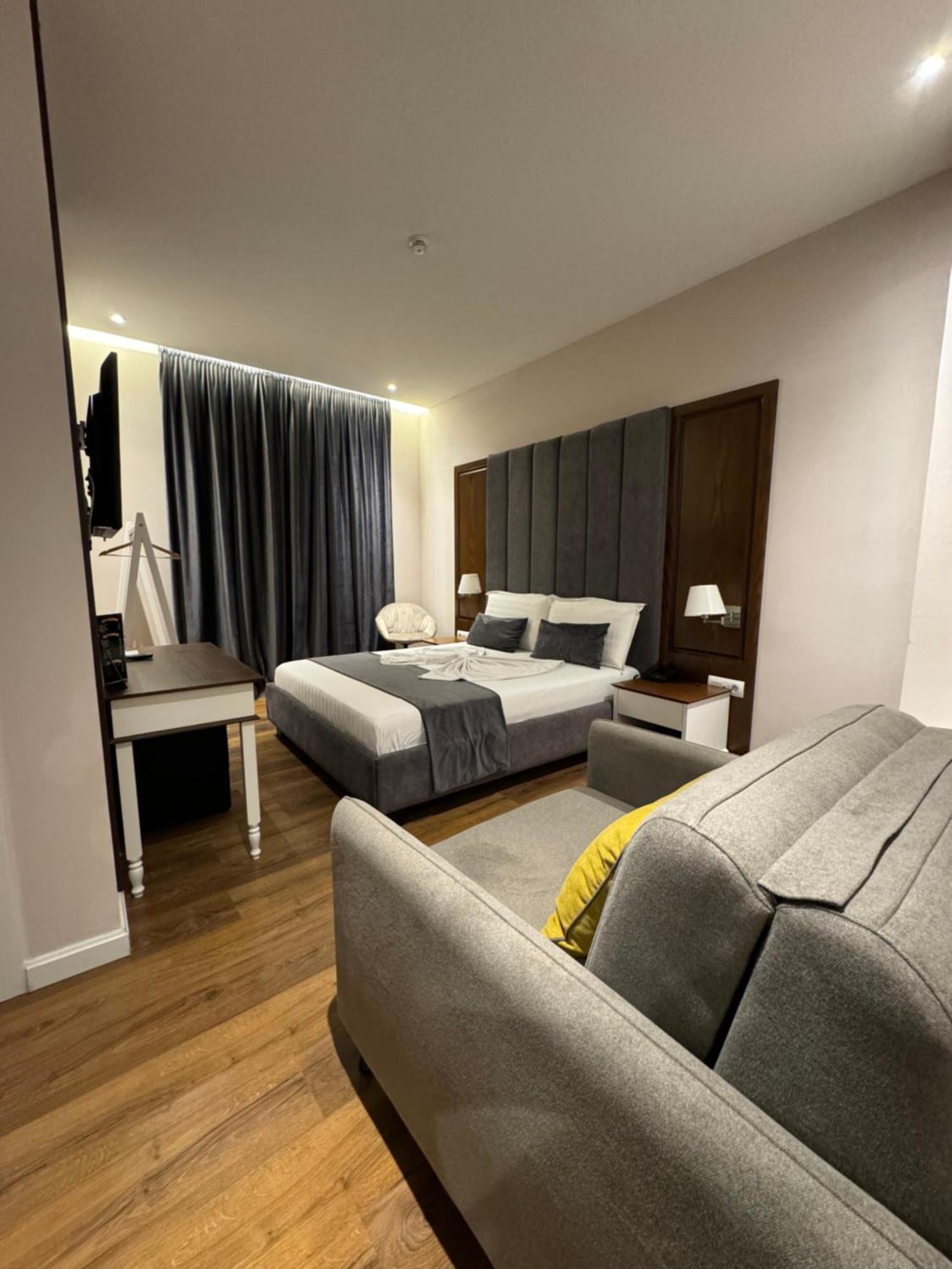 Arberia Palace Hotel Fushe Milot 외부 사진