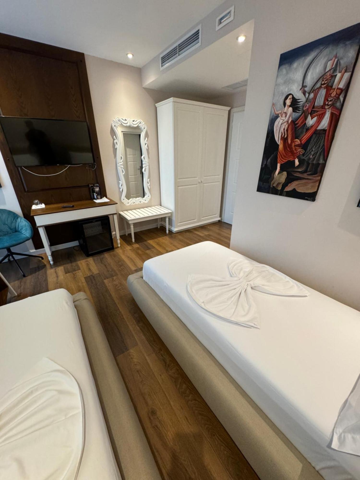 Arberia Palace Hotel Fushe Milot 외부 사진